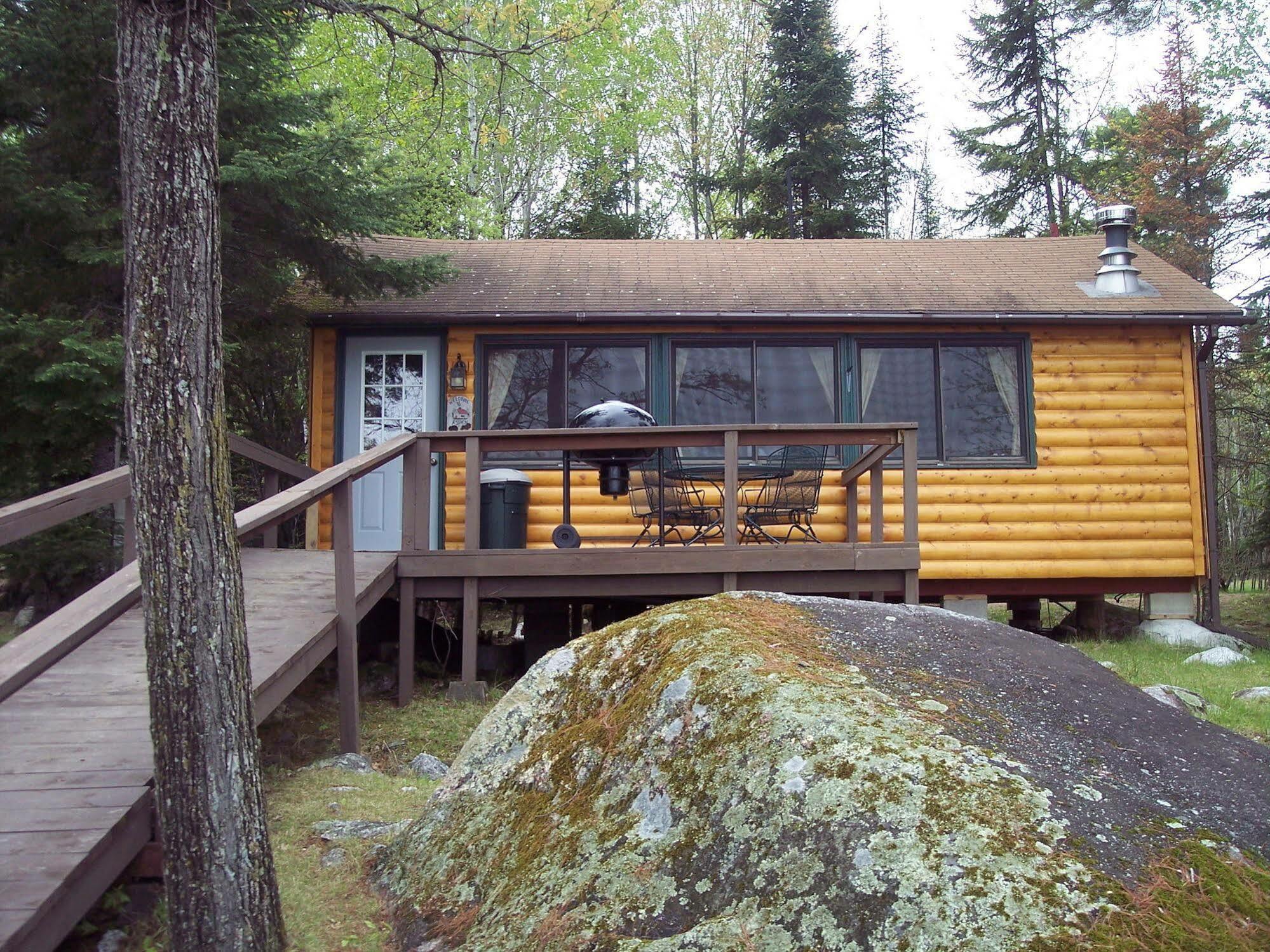 Pine Point Lodge Resort & Motel Crane Lake Esterno foto