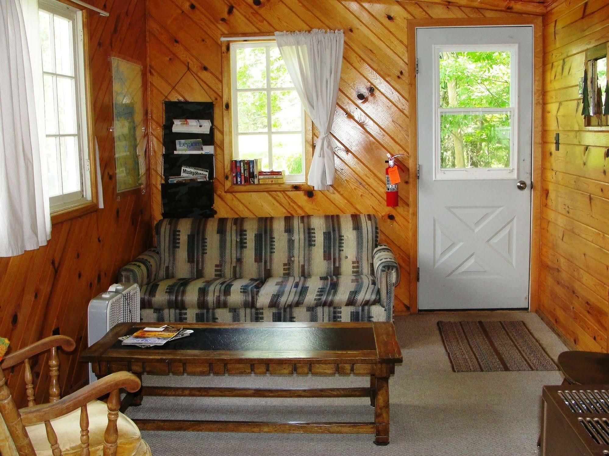 Pine Point Lodge Resort & Motel Crane Lake Esterno foto